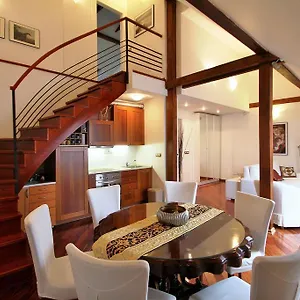 Salvator - By Appartement